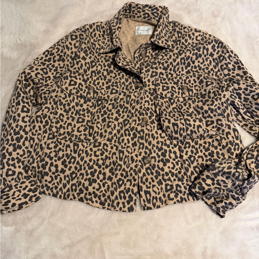 American Eagle Outfitters small Leopard Utility jean Jacket